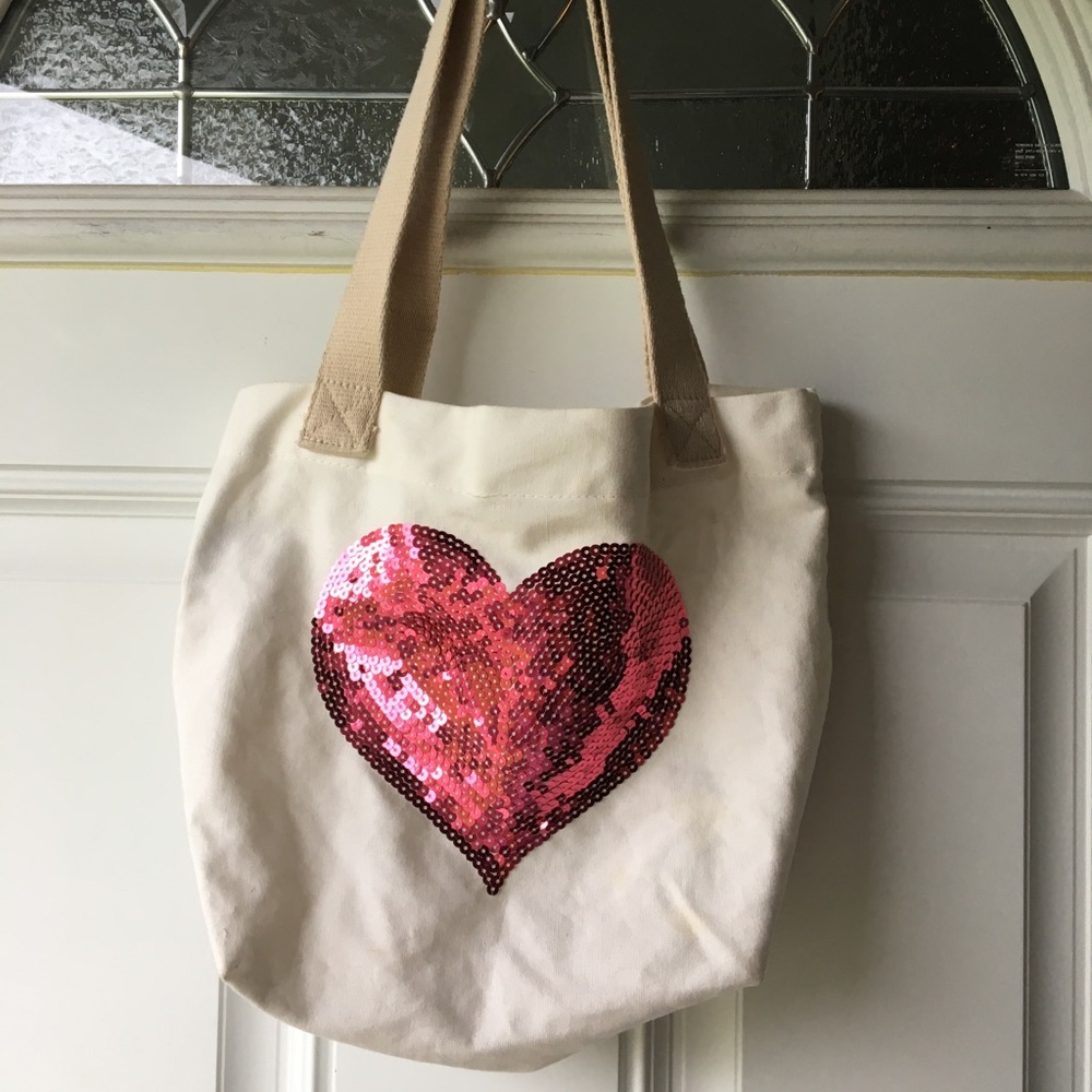 Small sequined heart tote♥️